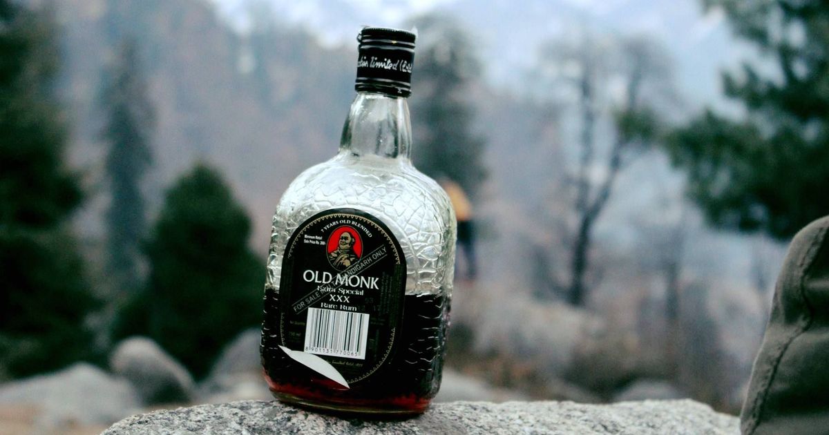 Kvalitní indický rum Old Monk Piju rum. www.pijurum.cz. 
